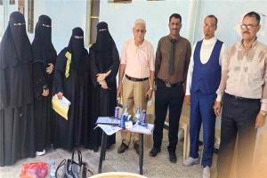 آداب عدن تناقش أبحاث تخرج لطلاب قسم التاريخ