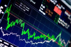الأسهم الأوروبية تستقر وسط ترقب تطورات مضيق هرمز