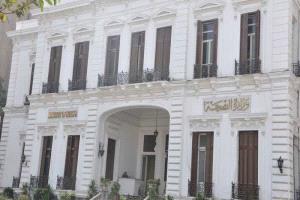 مصر تدفع نحو قاعدة بيانات لحسم جدل هجرة الأطباء