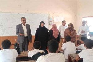 مدير عام المعلا يتفقد عدد من مدارس المديرية