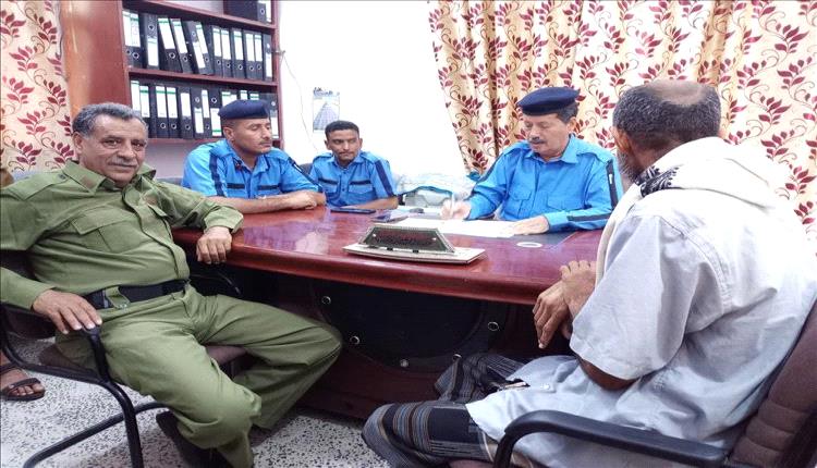 مدير شرطة السير بلحج يضع حلولًا حاسمة لفوضى السير في مفرق الوهط – صبر بالتنسيق مع نقابة النقل