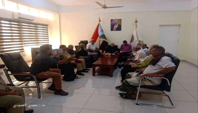 مستشارو الانتقالي: أبناء الجنوب ثابتون في ميادين النضال وملتزمون بقيادة الزُبيدي