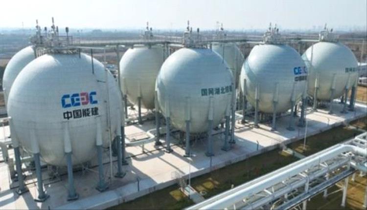 الصين تُشغّل أكبر محطة لتخزين الطاقة بالهواء المضغوط عالمياً