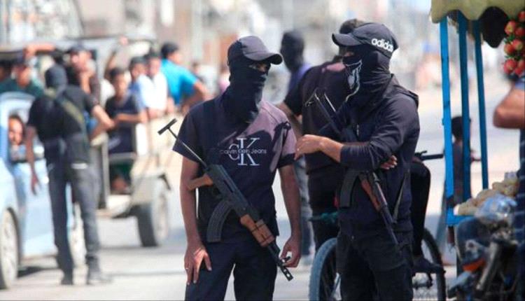 شرخ داخلي في غزة: مليشيا مناهضة لحماس تعتقل قياديًا بارزًا