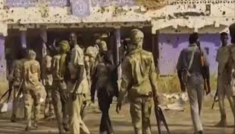 دارفور تحت النار: اتهامات للجيش السوداني بقصف قوافل الإغاثة