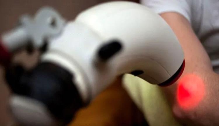 الضوء الأحمر يحمي دماغ اللاعبين من الالتهابات