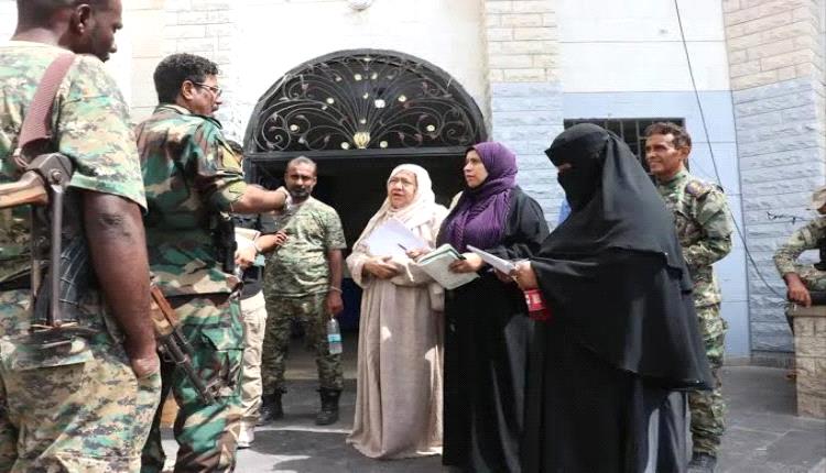 تفتيش خلف القضبان.. اللجنة الوطنية للتحقيق تطرق أبواب سجون عدن