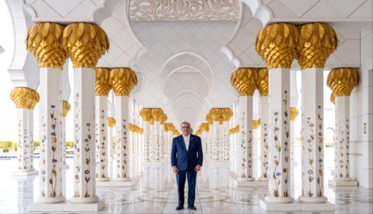 رئيس الدومينيكان يتعرف على عبق التسامح في جامع الشيخ زايد