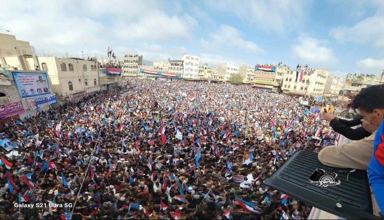 مليونية ردفان ترسم خطوط الحسم: لا حوار بلا دولة ولا شرعية بلا تفويض