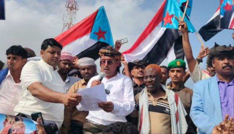 سقطرى تؤكد خيارها الجنوبي: تجديد الولاء للزُبيدي وتمسك باستعادة الدولة