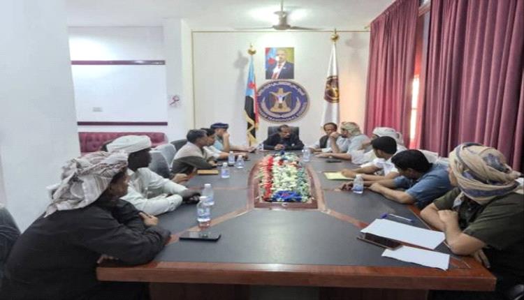 انتقالي المهرة يشيد بصمود أبناء المحافظة ويطالب بالإفراج عن معتقلي حضرموت