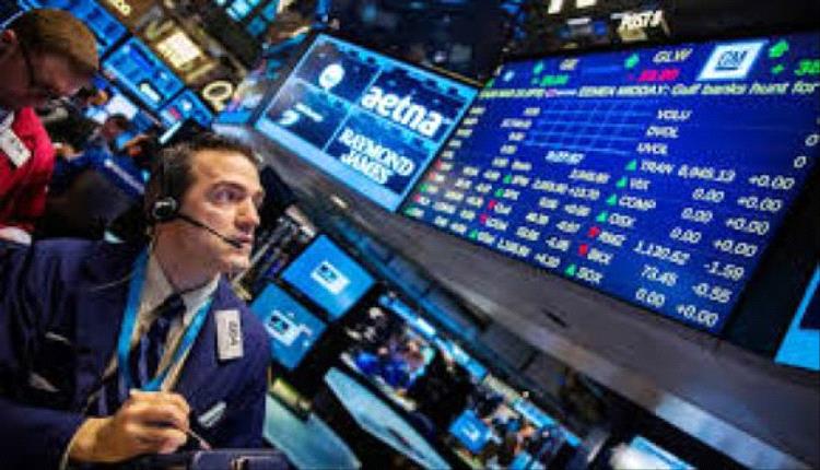 الأسهم الأمريكية تصعد مع قياسي جديد للداو بدعم التكنولوجيا