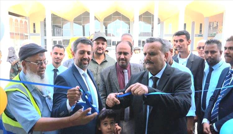 بنك حضرموت يهبط في مطار عدن لتعزيز الخدمات المالية للمسافرين