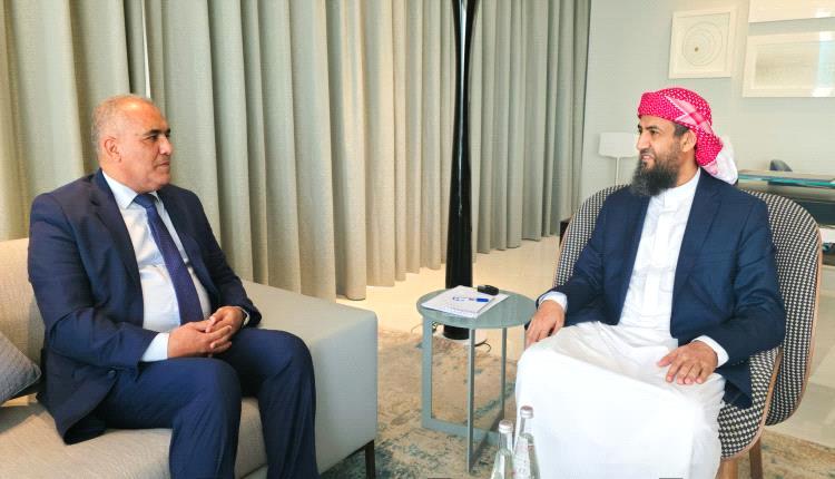 المحرّمي يشدد على المعلمين حجر الأساس لتطوير التعليم في المحافظات المحررة