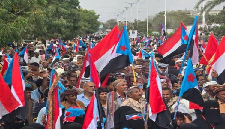 أبين تتحد في "الثبات والوفاء".. تجديد التفويض الشعبي للقيادة الجنوبية