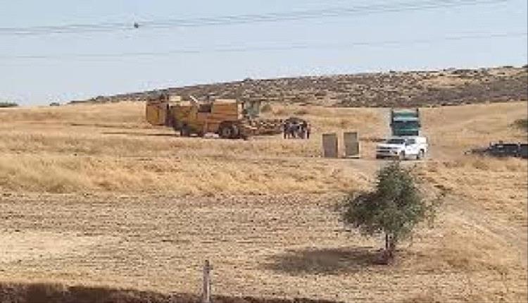 استيطان يتمدد في الأغوار: مصادرة 1500 دونم وتهجير عائلات فلسطينية