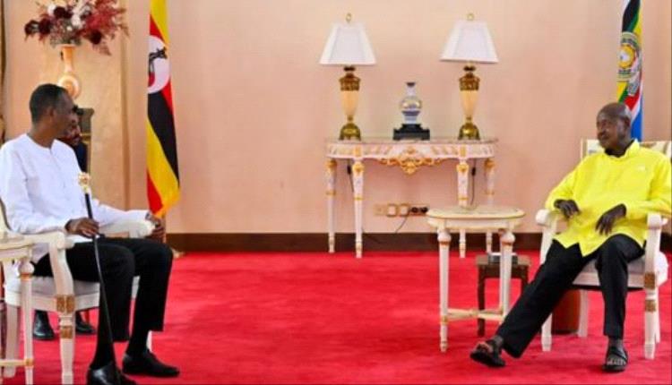 أوغندا تؤكد الحل السلمي للسودان خلال استقبال دقلو