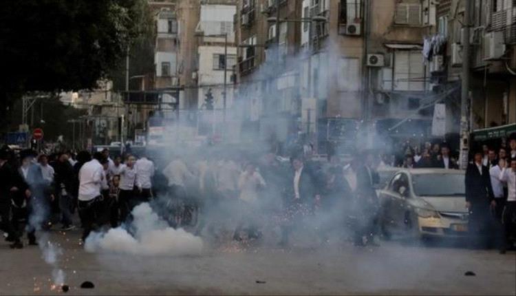 غضب الشارع يتصاعد: اشتباكات في القدس وتل أبيب رفضًا لإعفاء الحريديم ومساءلة بنيامين نتنياهو
