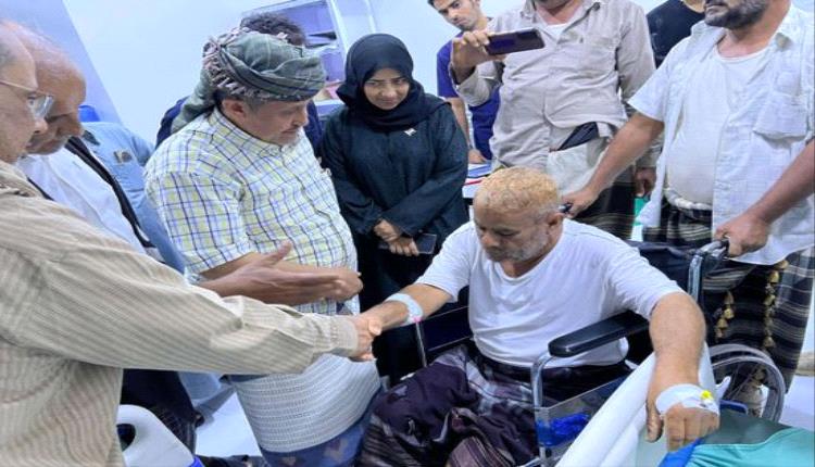 الحالمي يزور جرحى احتجاجات عدن ويؤكد صمود الجنوب