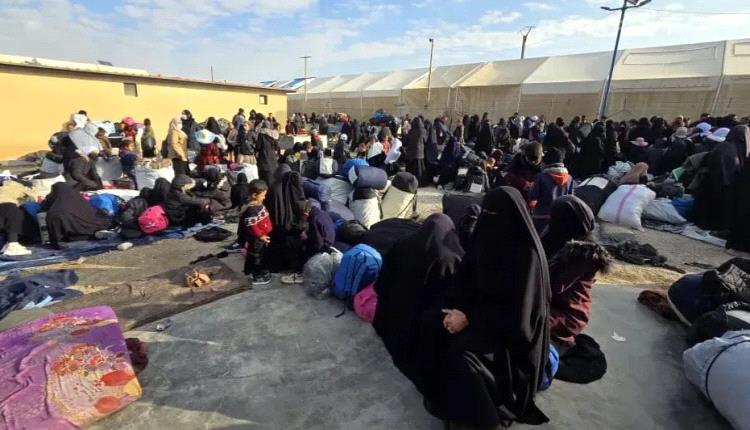 نقل من تبقى فيه إلى مخيمات بريف حلب، في خطوة أنهت ملفاً شائكاً 