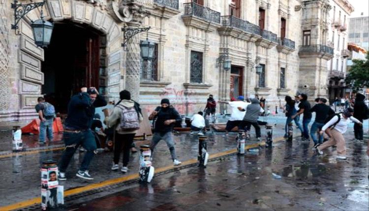 مقتل "إل مينشو" يهز الأسواق.. الأصول المكسيكية في مرمى القلق الأمني