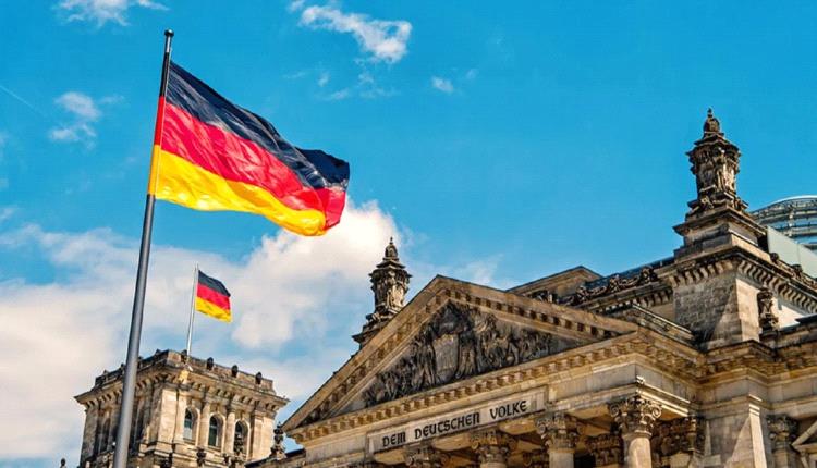 ألمانيا تحذر رعاياها في الشرق الأوسط: استعدوا للأسوأ واحتموا بالملاجئ