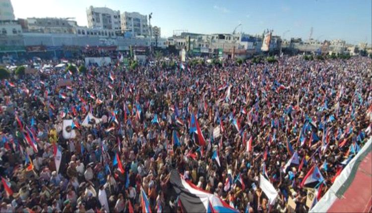 عدن تستعد لـ"جمعة الإرادة".. زحف جماهيري لتأكيد الاصطفاف الجنوبي