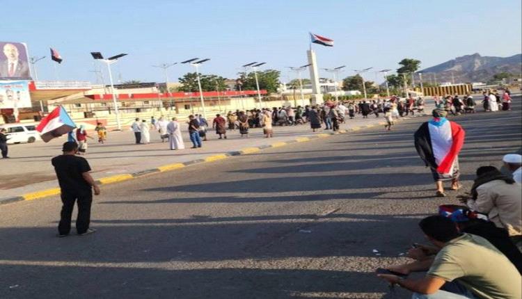 جماهير الجنوب تتوافد إلى ساحة العروض قبل 5 ساعات من مليونية القرار
27 فبراير 2026