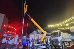 حملة صيانة تعيد النور لشوارع الشيخ عثمان بعدن