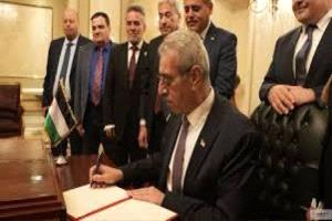 غزة تبدأ بناء شرطة مدنية مستقلة بدعم أمريكي