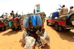 دارفور تحذر من تدويل الحرب.. مناوي يهاجم اعترافات حميدتي بشأن المرتزقة