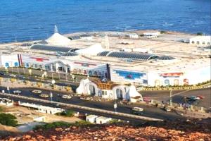 "انهيار مكانة عدن مول: ما السبب وراء تراجعه الكبير؟"