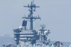 توتر في مضيق هرمز: واشنطن تحذر سفنها من الاقتراب من المياه الإيرانية