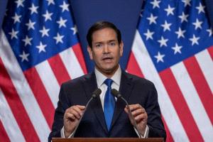 وزير الخارجية الأمريكي يجري محادثات سرية مع حفيد راؤول كاسترو لاستكشاف بدائل لكوبا