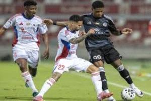 فقير يقود الجزيرة لسحق الشارقة 5-0