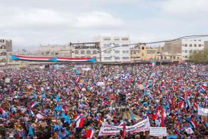 الجنوب يثبت وحدته: الشعب يجدد العهد خلف قيادته السياسية