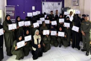 اختتام ورشة تدريبية للشرطة النسائية بعدن لتعزيز مهارات التحقيق والاتصال