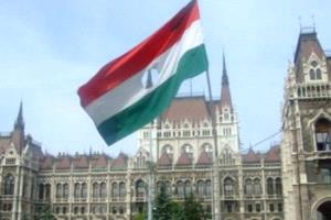 المجر ترهن تمرير عقوبات أوروبية على موسكو بإعادة فتح كييف خطا للنفط