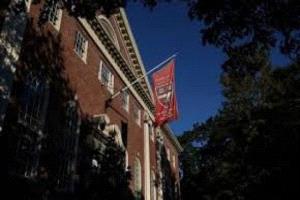 البنتاغون يقطع علاقاته التعليمية مع هارفارد في خطوة تصعيدية ضد الجامعات الأمريكية