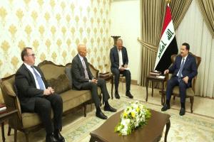 لقاء بغداد.. السوداني وباراك يبحثان تهدئة التصعيد الإقليمي