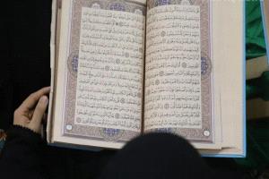 أهالي القاسم يختمون القرآن جماعياً في رمضان