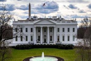 البيت الأبيض يهاجم دراسة فيدرالي نيويورك حول الرسوم