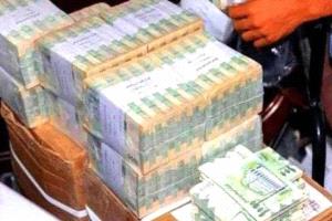 العليمي يرفض صرف مرتبات المتقاعدين العسكريين الجنوبيين والمسرحين قسرا المتاخرة لثلاثة أشهر
