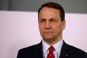 بولندا تحذر مواطنيها… احتمالية ضربة أمريكية على إيران ترفع مستوى التحذير