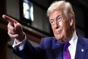 ترمب يطالب بترحيل نائبتين أميركيتين مسلمات بعد مقاطعتهما خطابه