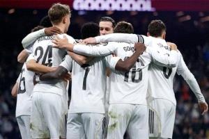 ريال مدريد يكتسح سوسييداد برباعية في الدوري الإسباني