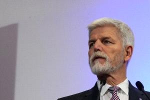 التشيك تسلم أوكرانيا 4.4 مليون قذيفة ثقيلة