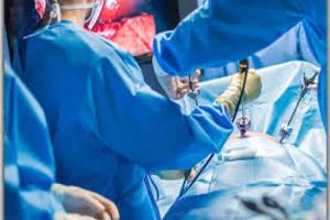 التحقيق مع طبيب نساء أسترالي بتهمة إجراء عمليات جراحية من دون مبرر طبي