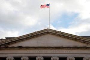 واشنطن تشدد الخناق: عقوبات جديدة على شبكات نفط وسلاح إيرانية