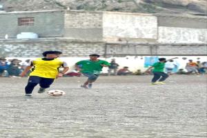 الفتح يكتسح الجمالة بسداسية ويعبر إلى الأدوار القادمة